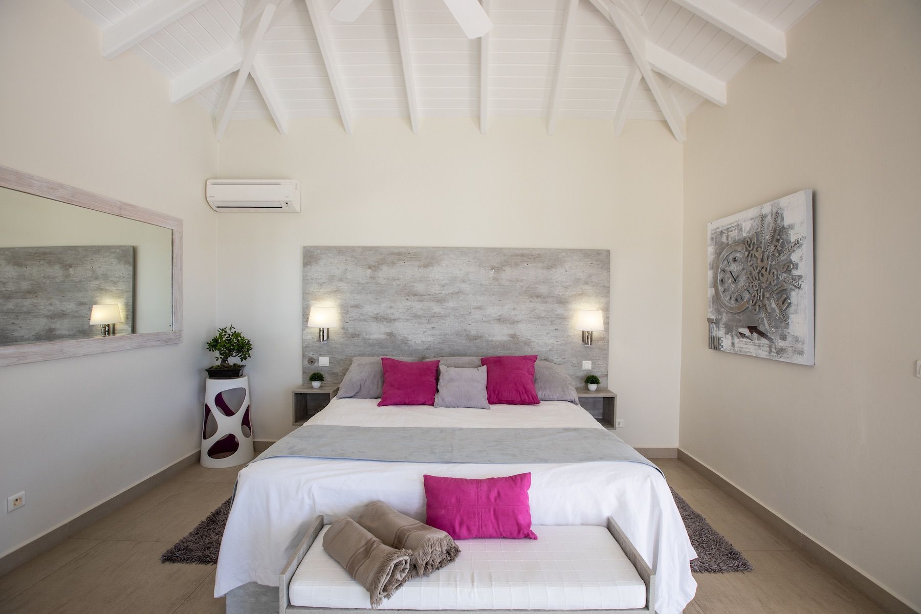 Giselle villa photo.