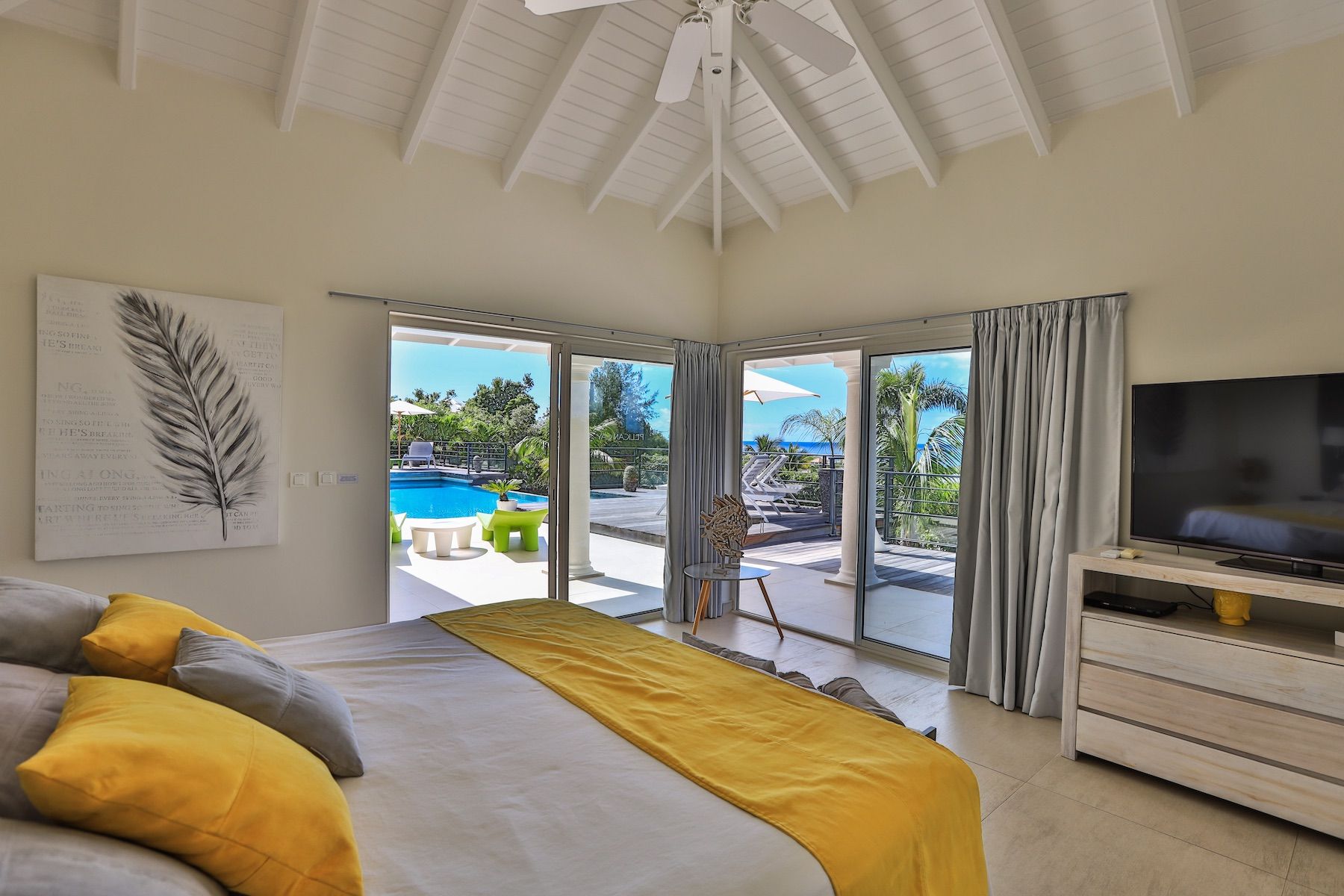 Giselle villa photo.