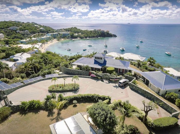 Blue Serenity Villa villa photo.