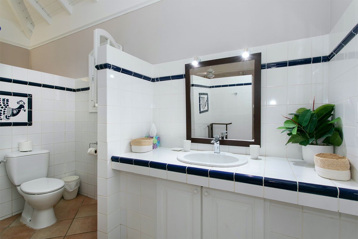 En suite bathroom