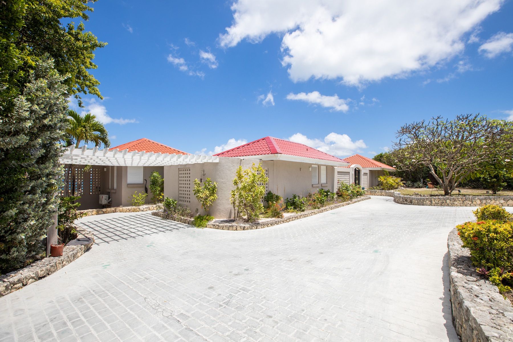 Mongoose Run villa photo.