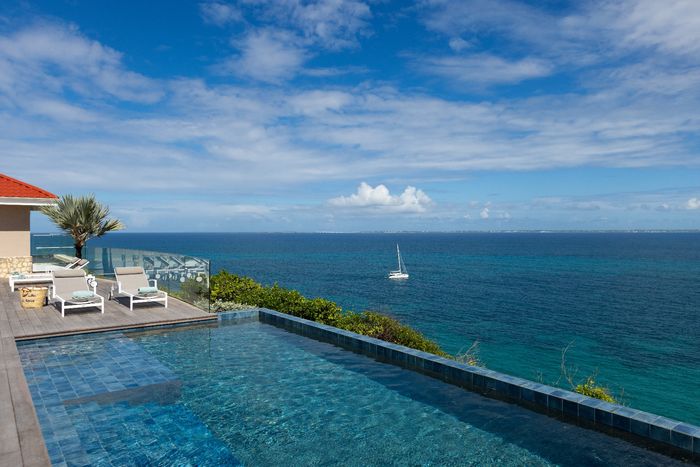 Mongoose Run villa photo.