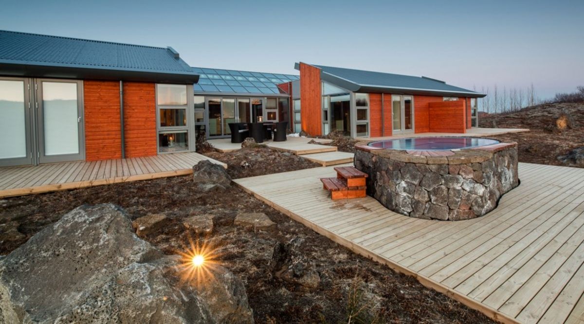 Eldar Lodge villa photo.