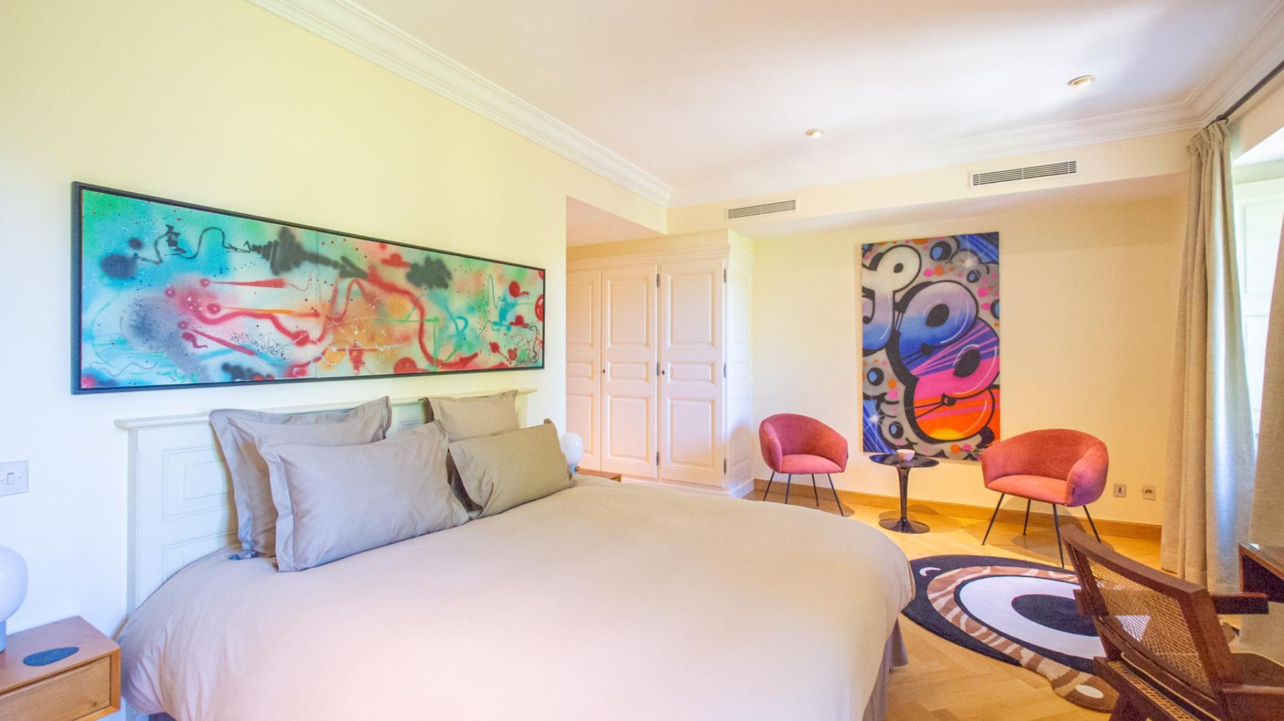 Chateau des Arts villa photo.