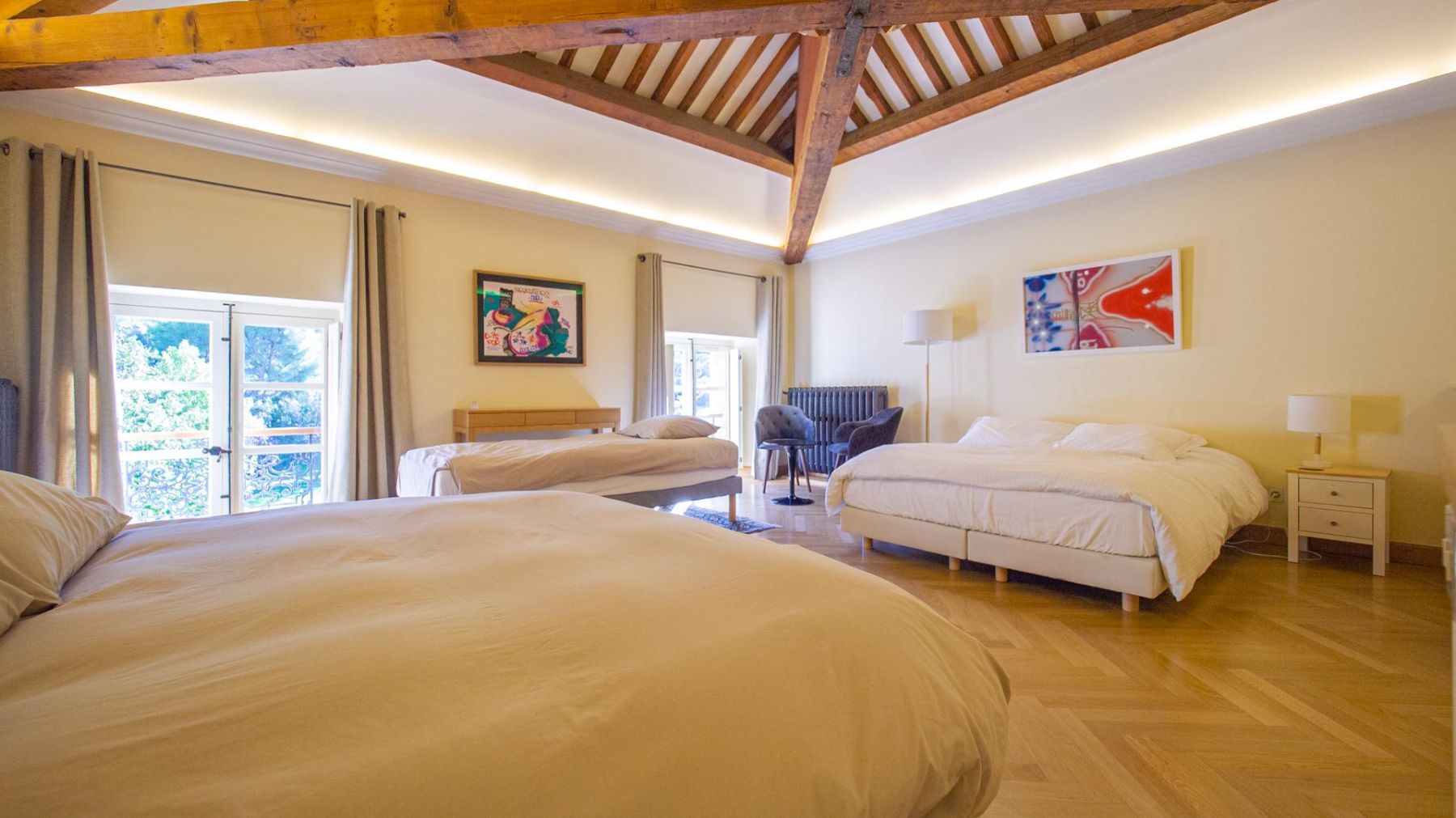 Chateau des Arts villa photo.