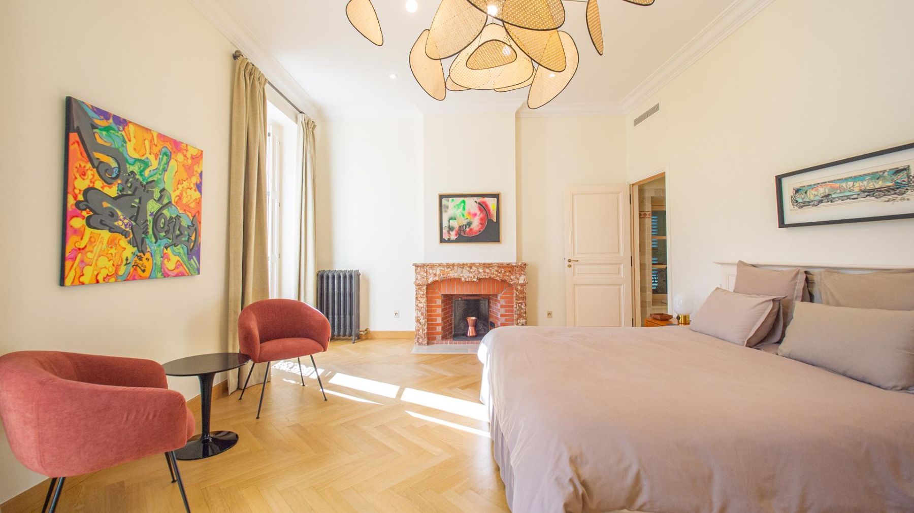 Chateau des Arts villa photo.