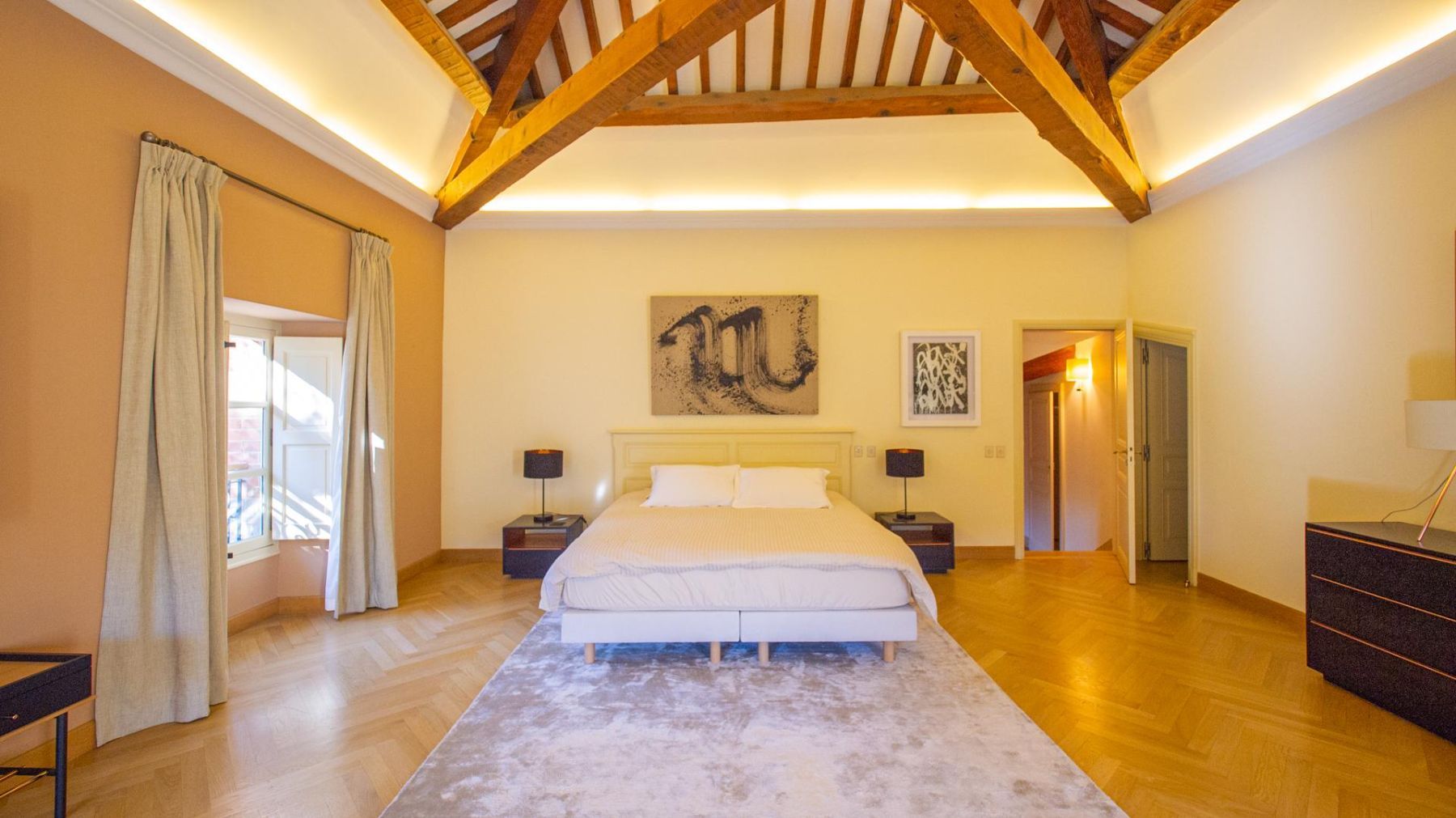 Chateau des Arts villa photo.