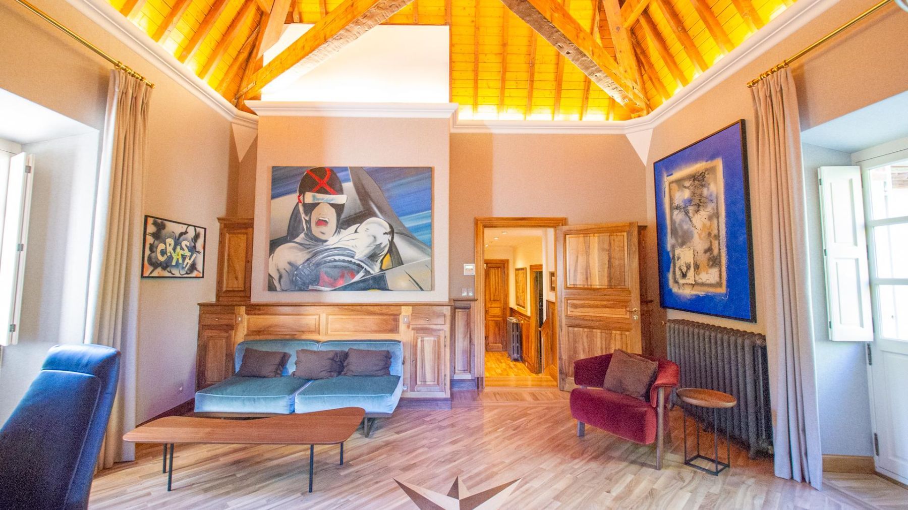 Chateau des Arts villa photo.