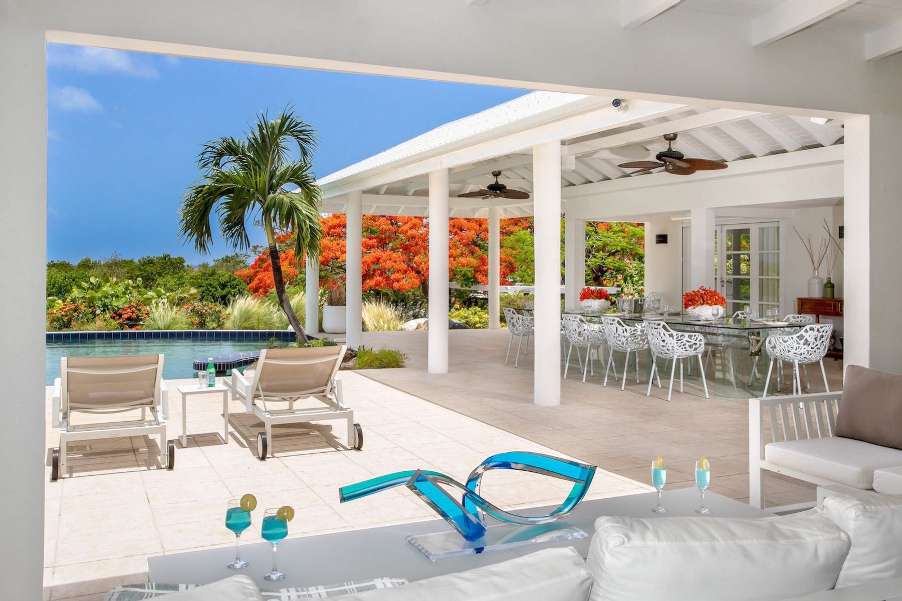 Encore Villa villa photo.