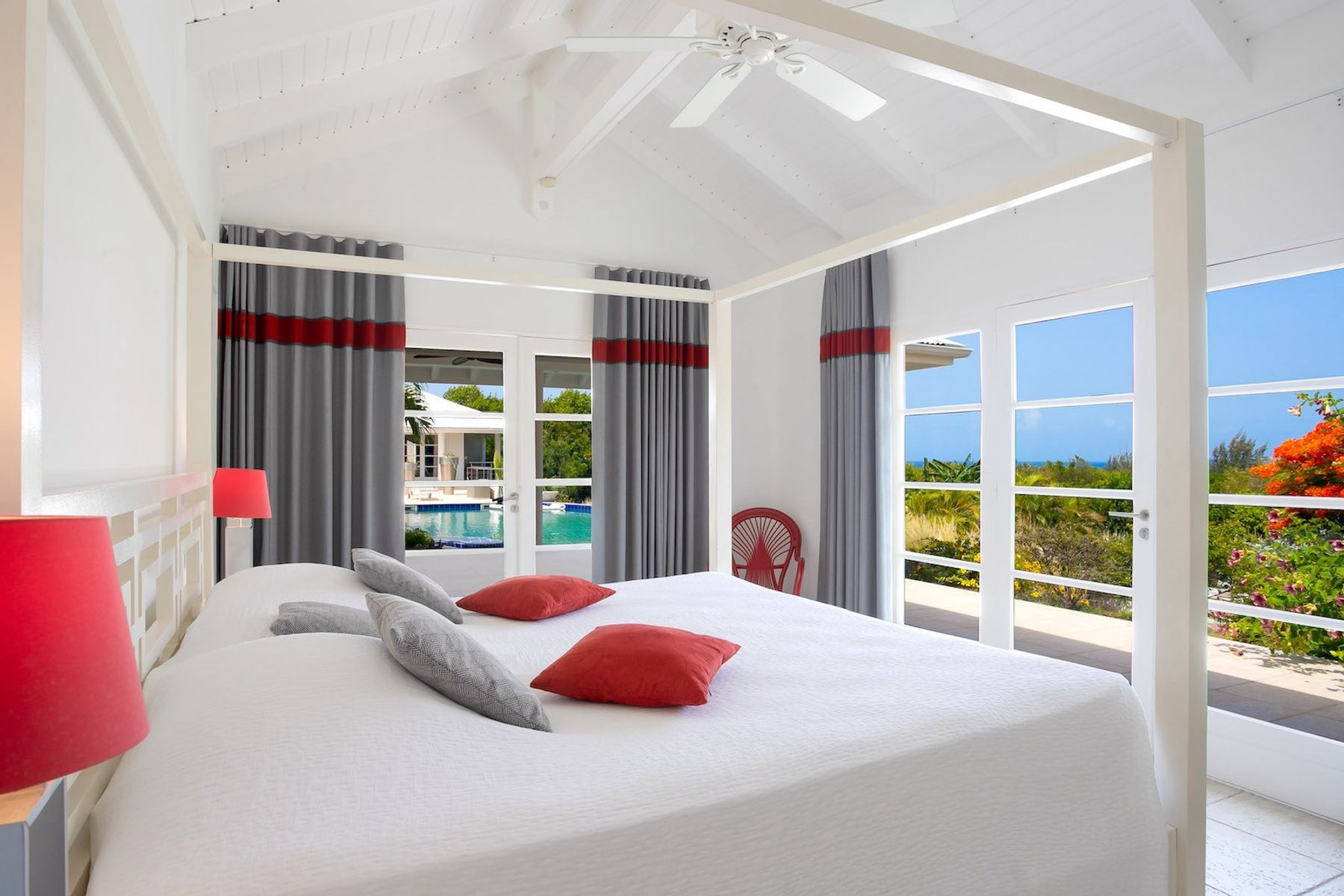Encore Villa villa photo.
