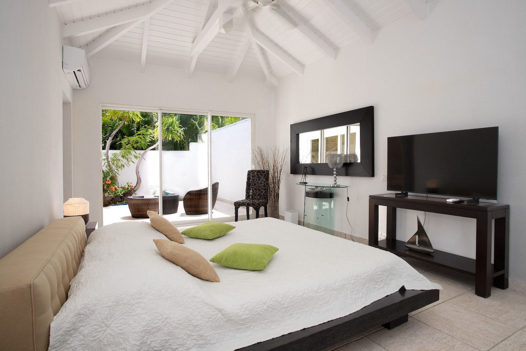 Encore Villa villa photo.