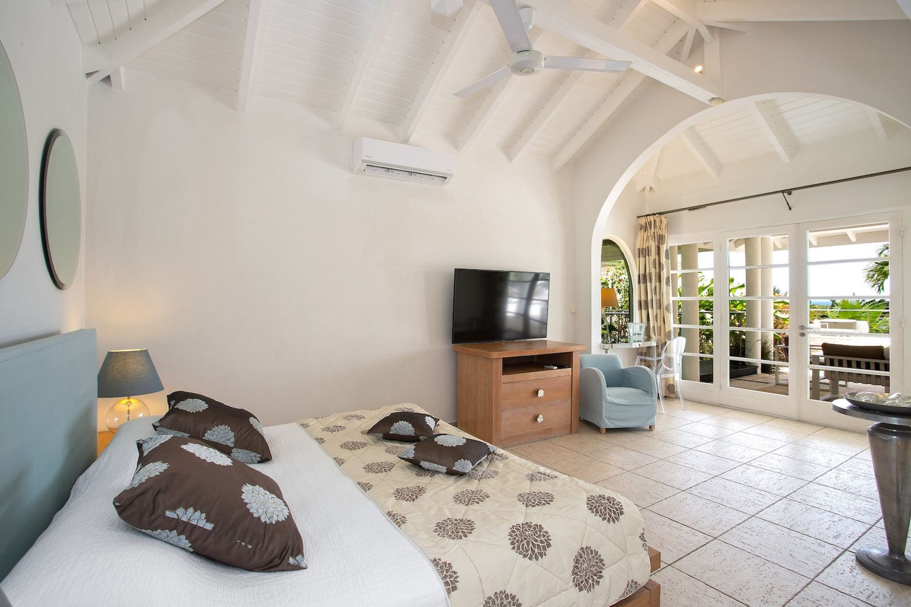 Encore Villa villa photo.