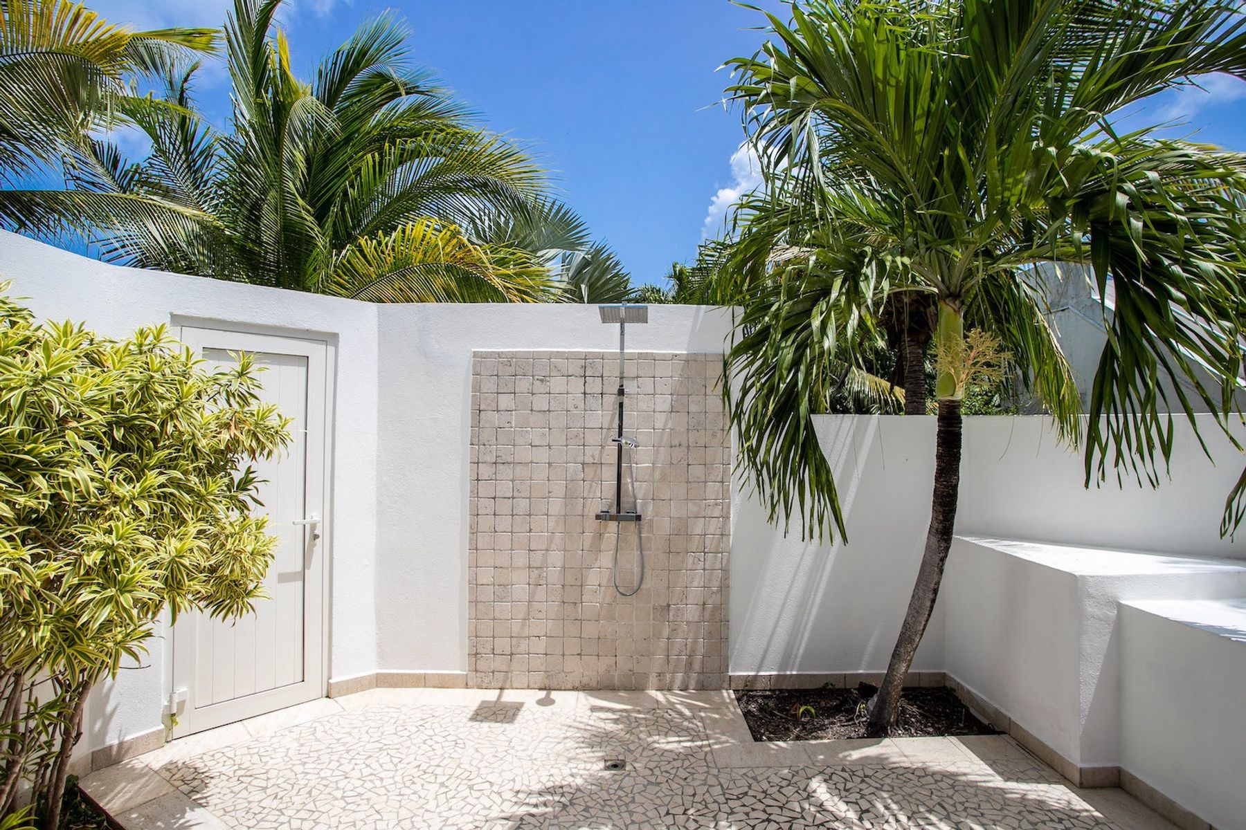 Encore Villa villa photo.