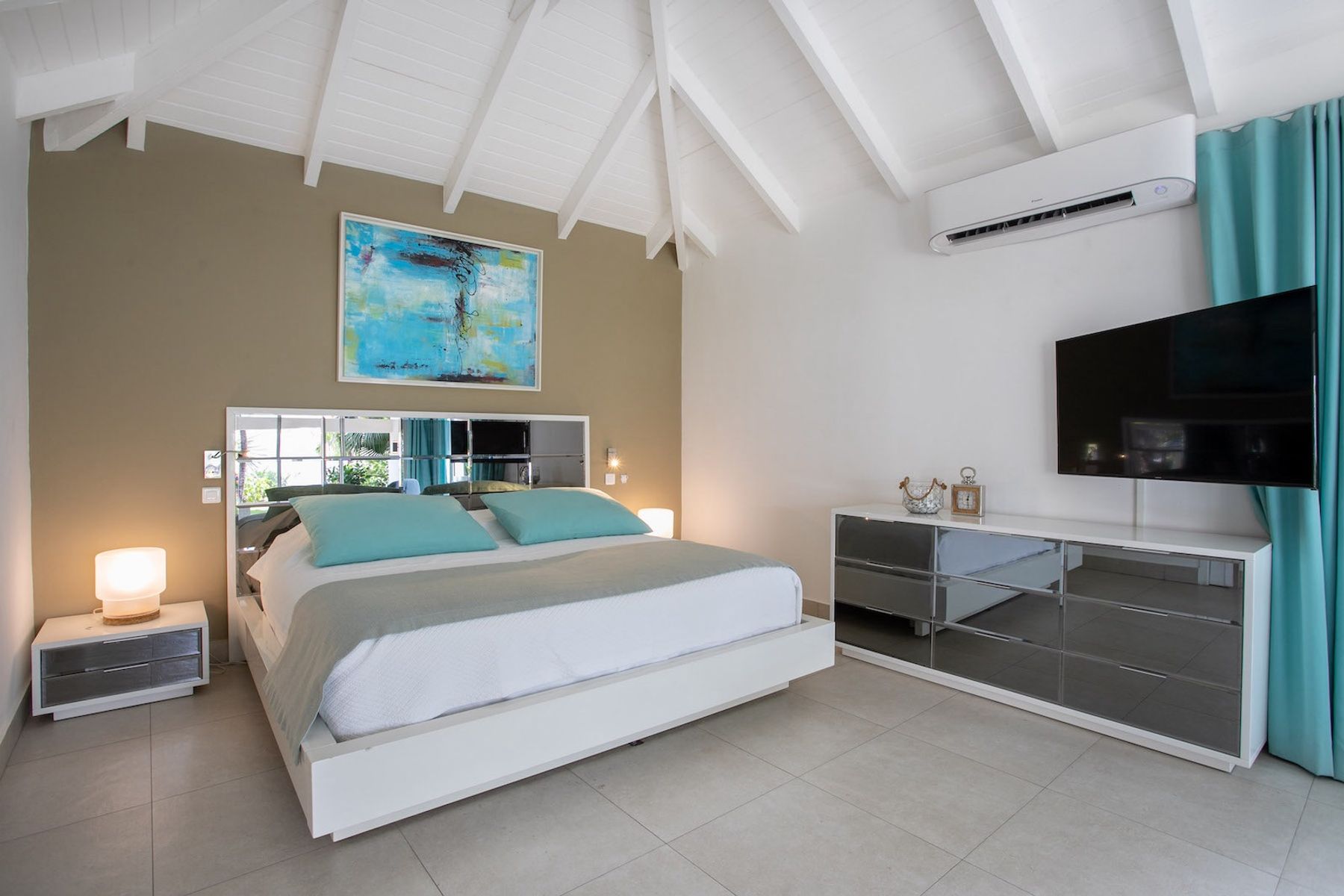 Encore Villa villa photo.