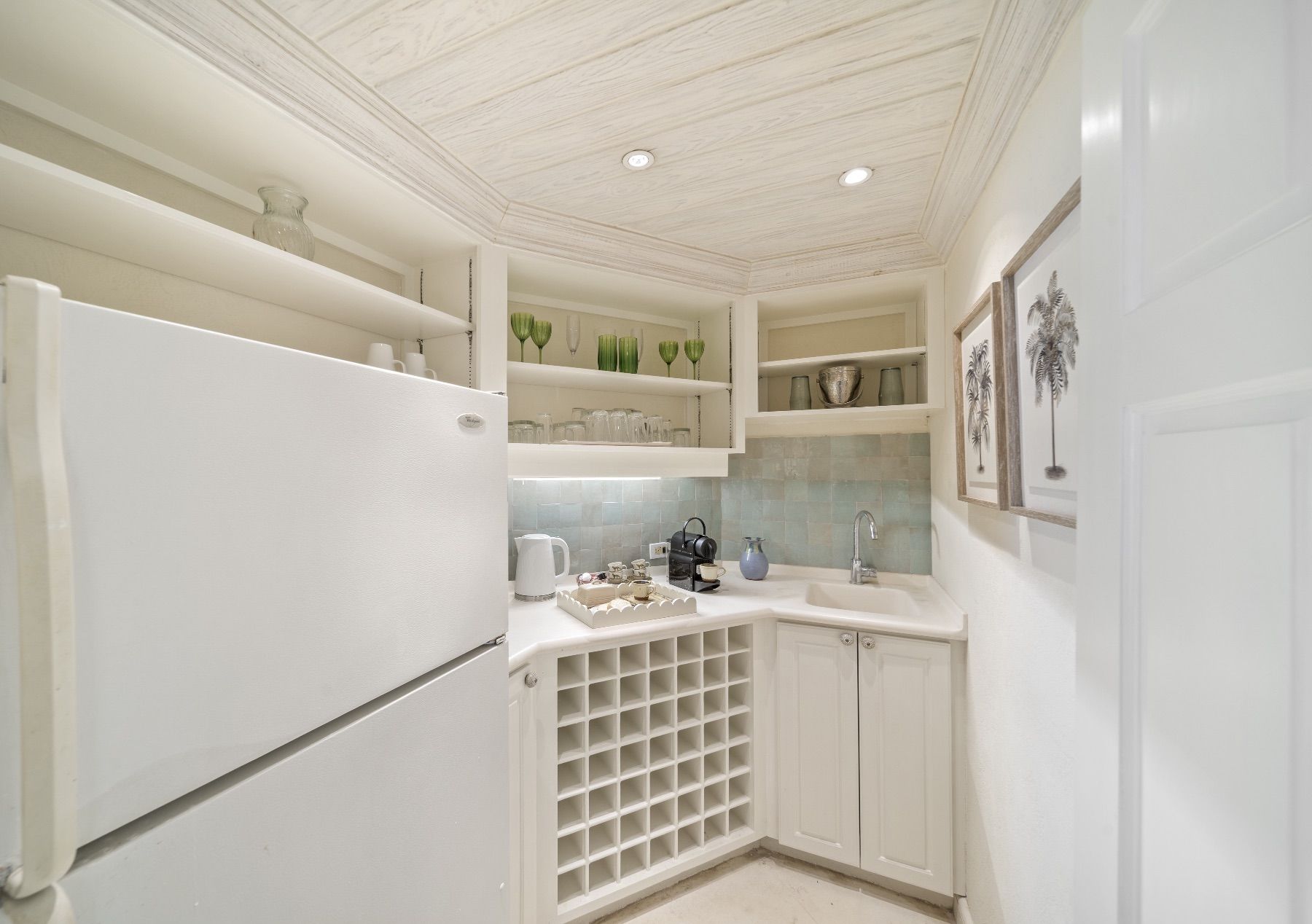 Seascape Villa villa photo.