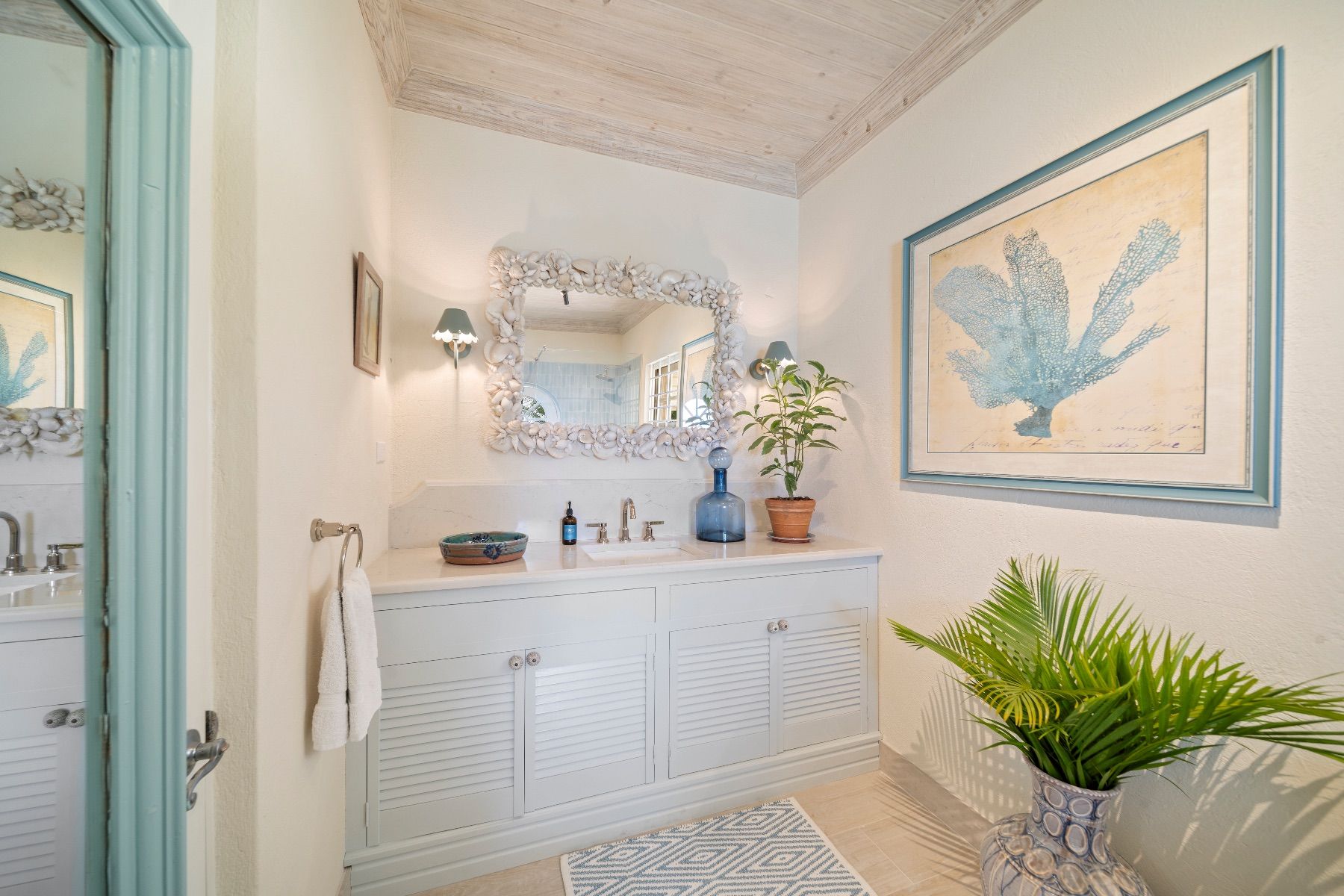 Seascape Villa villa photo.