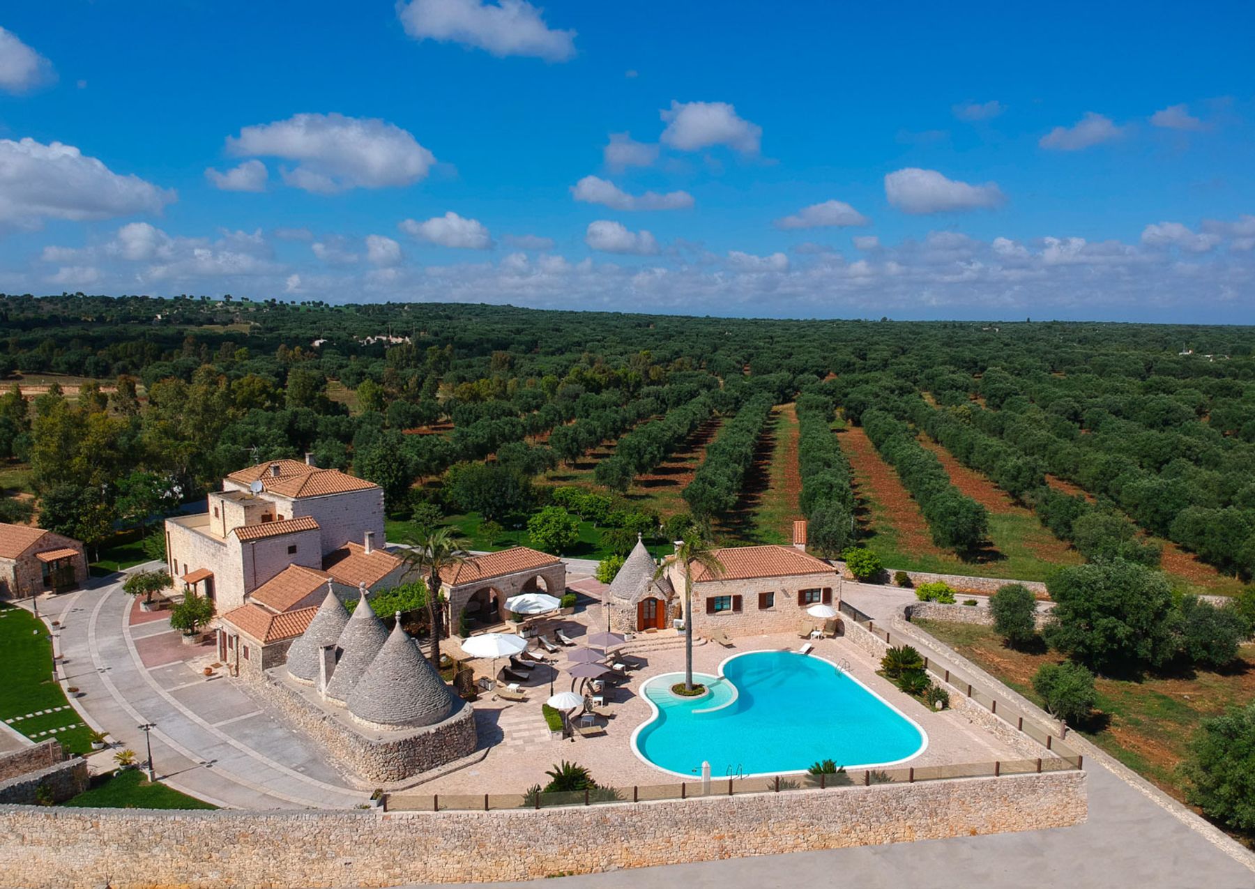Sublimia villa photo.