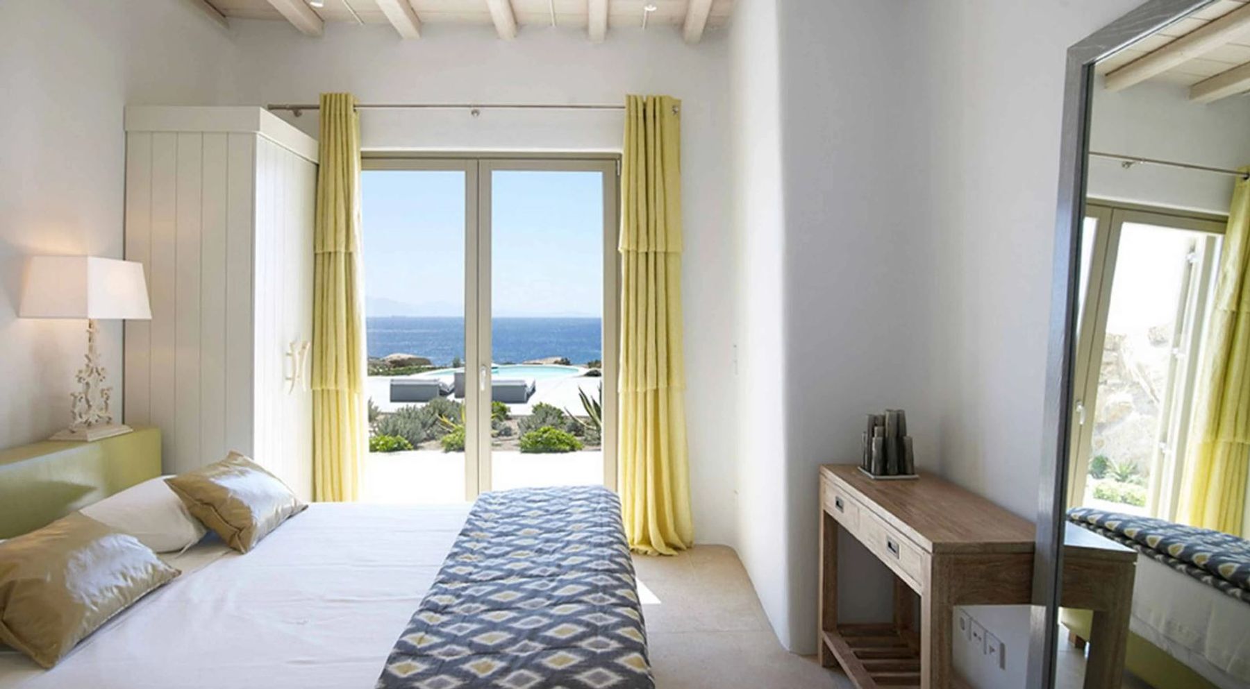 Khaleesi villa photo.
