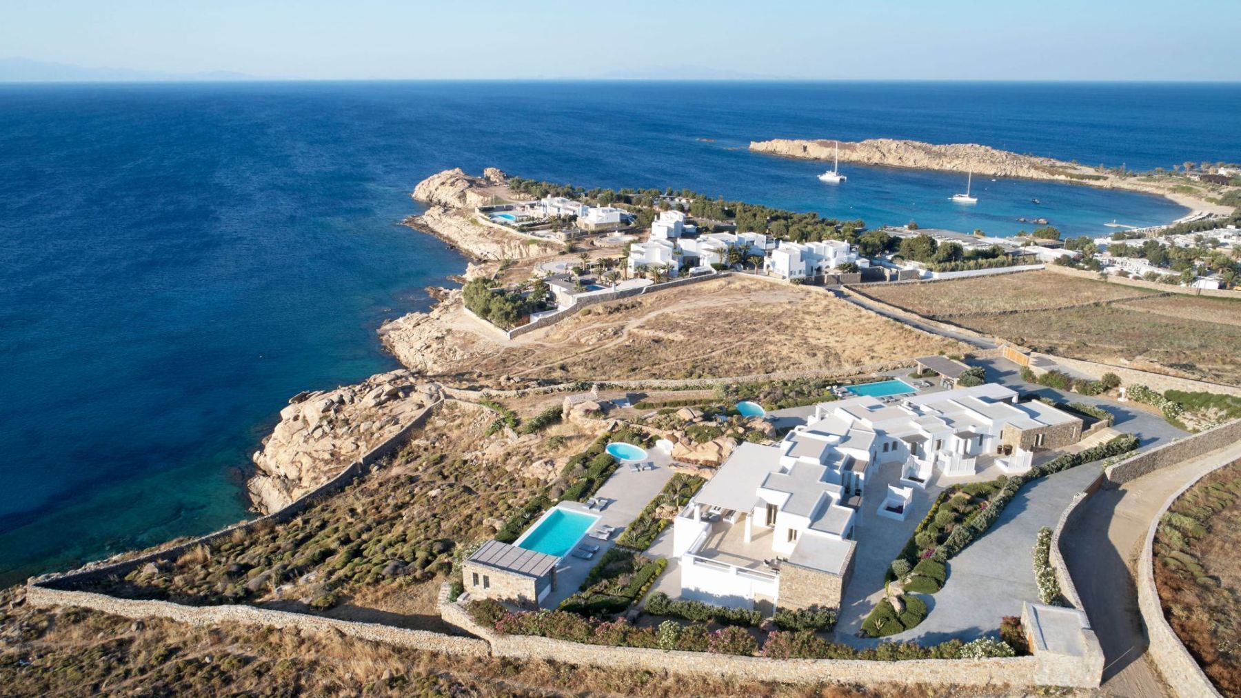 Khaleesi villa photo.