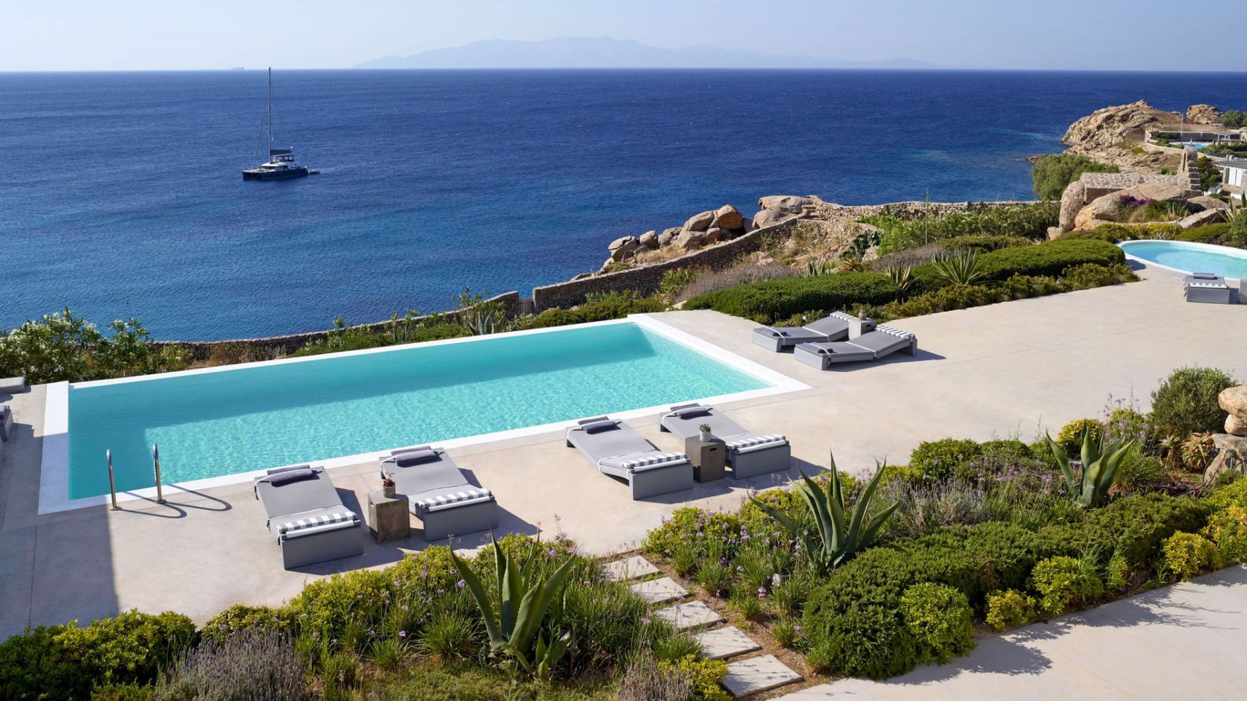 Khaleesi villa photo.