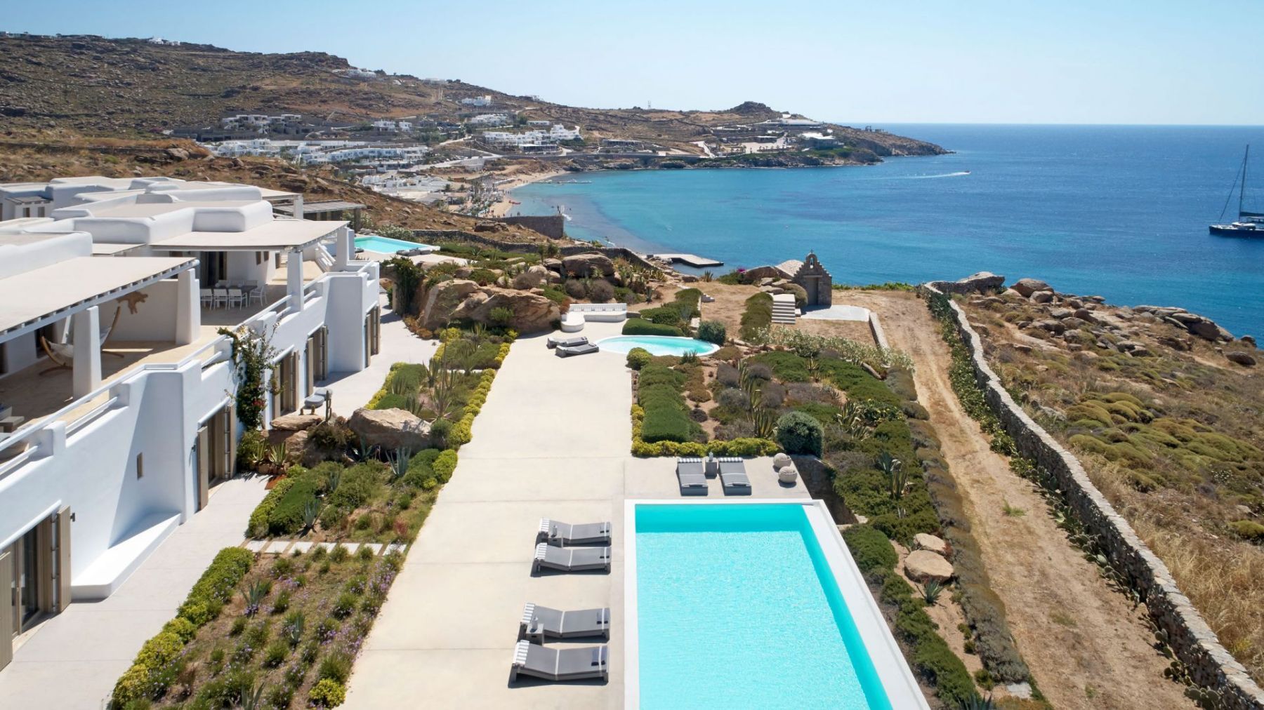 Khaleesi villa photo.