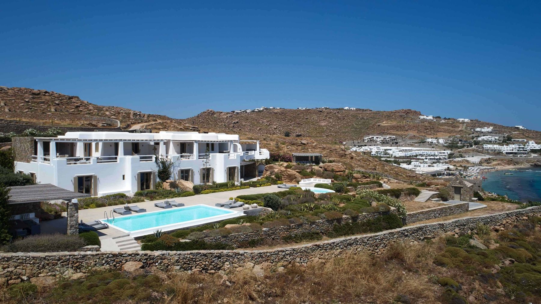 Khaleesi villa photo.