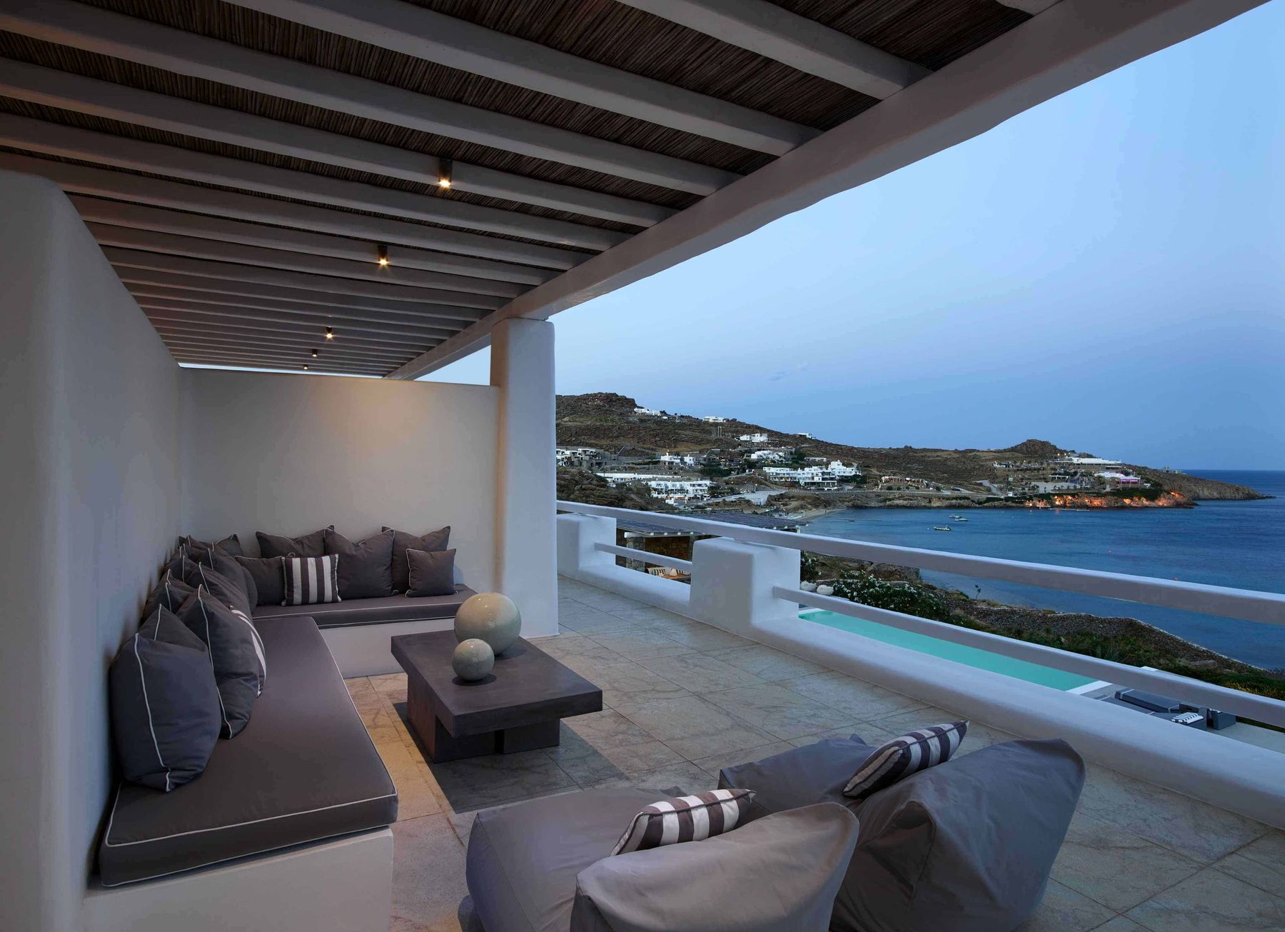 Khaleesi villa photo.