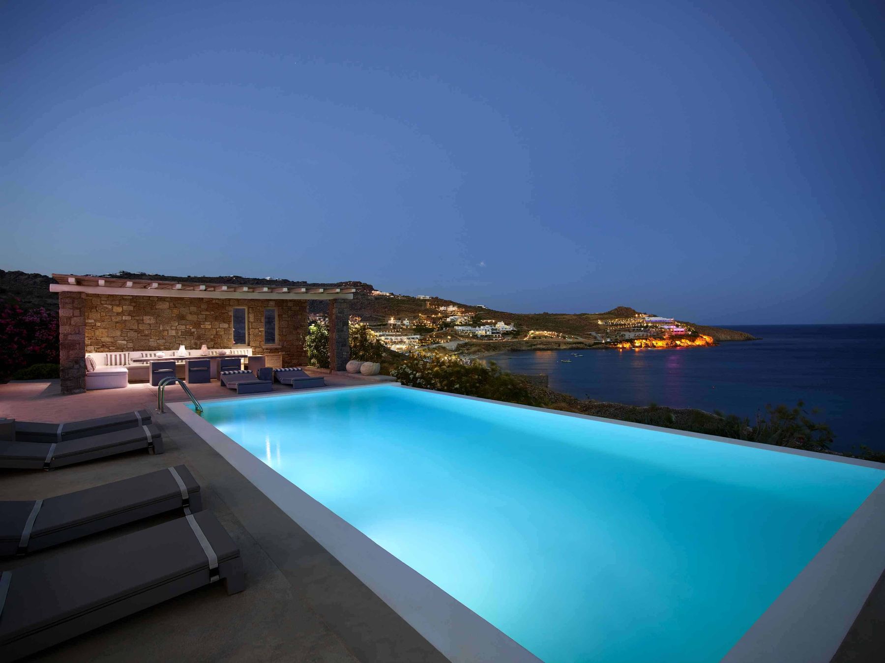 Khaleesi villa photo.