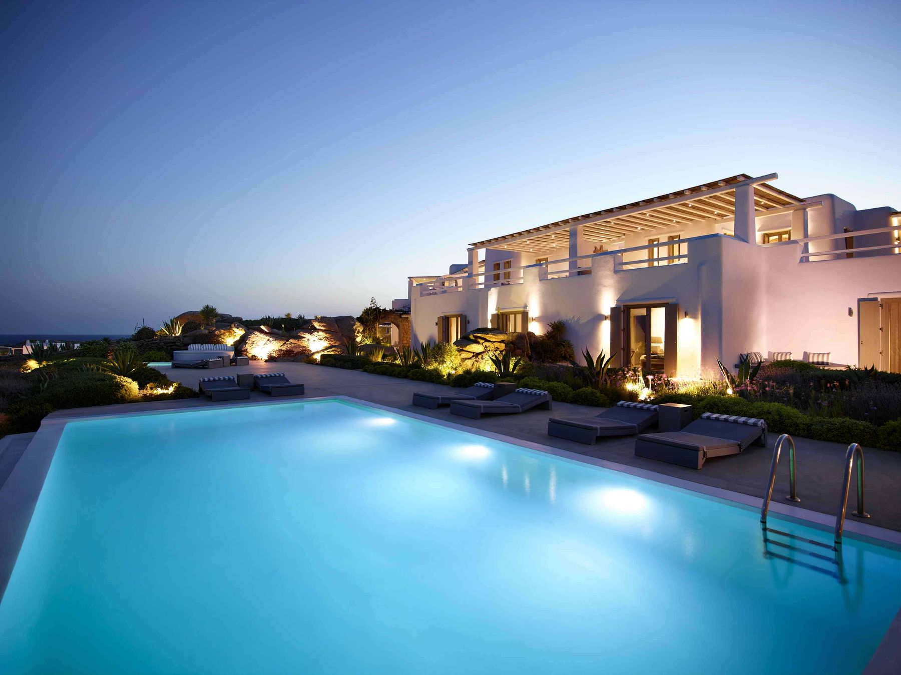 Khaleesi villa photo.