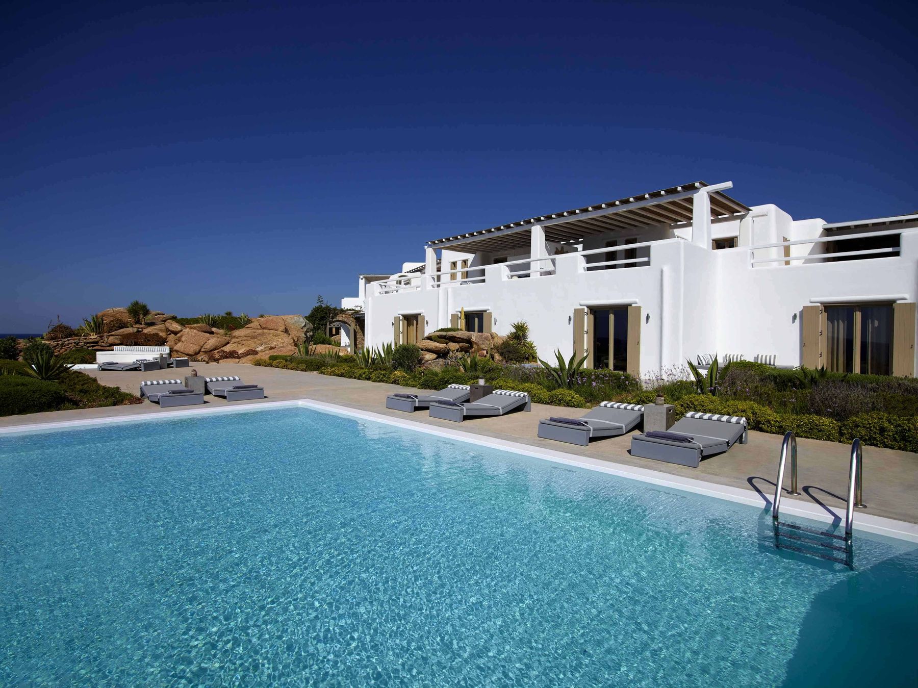 Khaleesi villa photo.