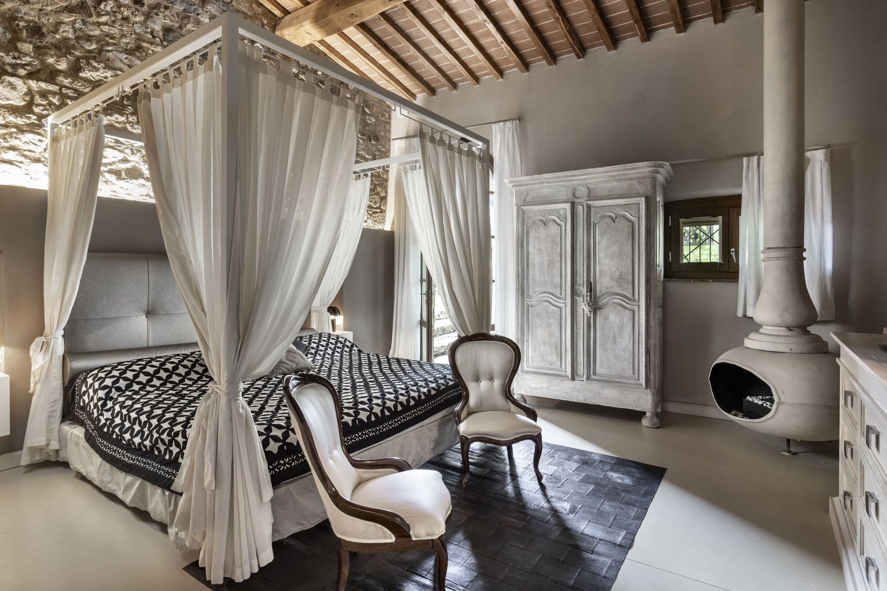 Padrona villa photo.
