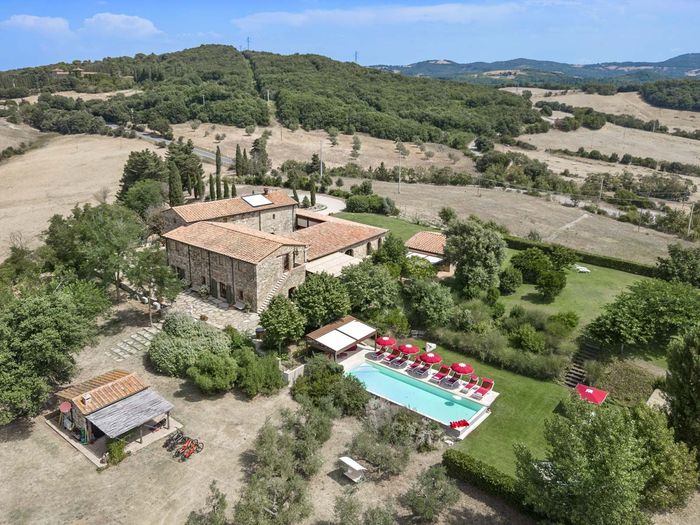 Padrona villa photo.