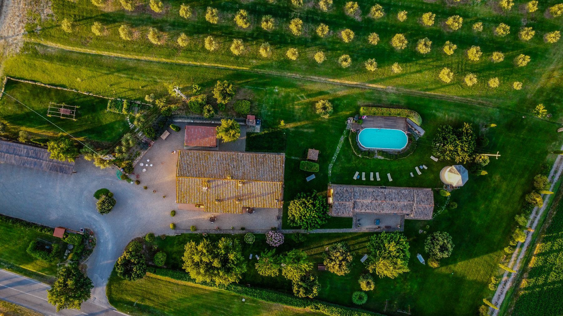 Allombra villa photo.