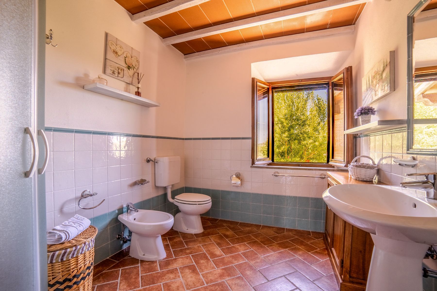 Allombra villa photo.