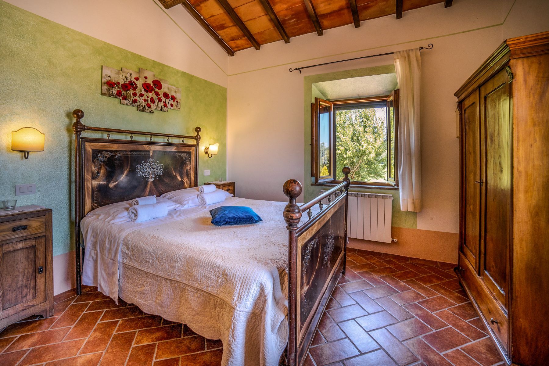 Allombra villa photo.