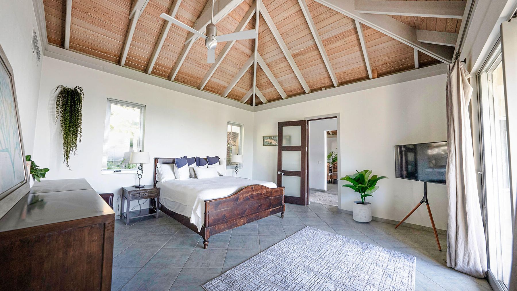 Le Rêve villa photo.