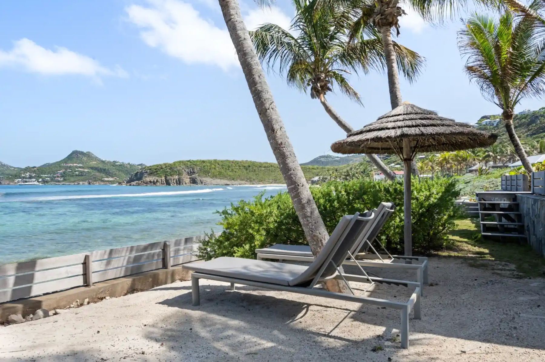 Villa Oyono in Anse des Cayes Beach!