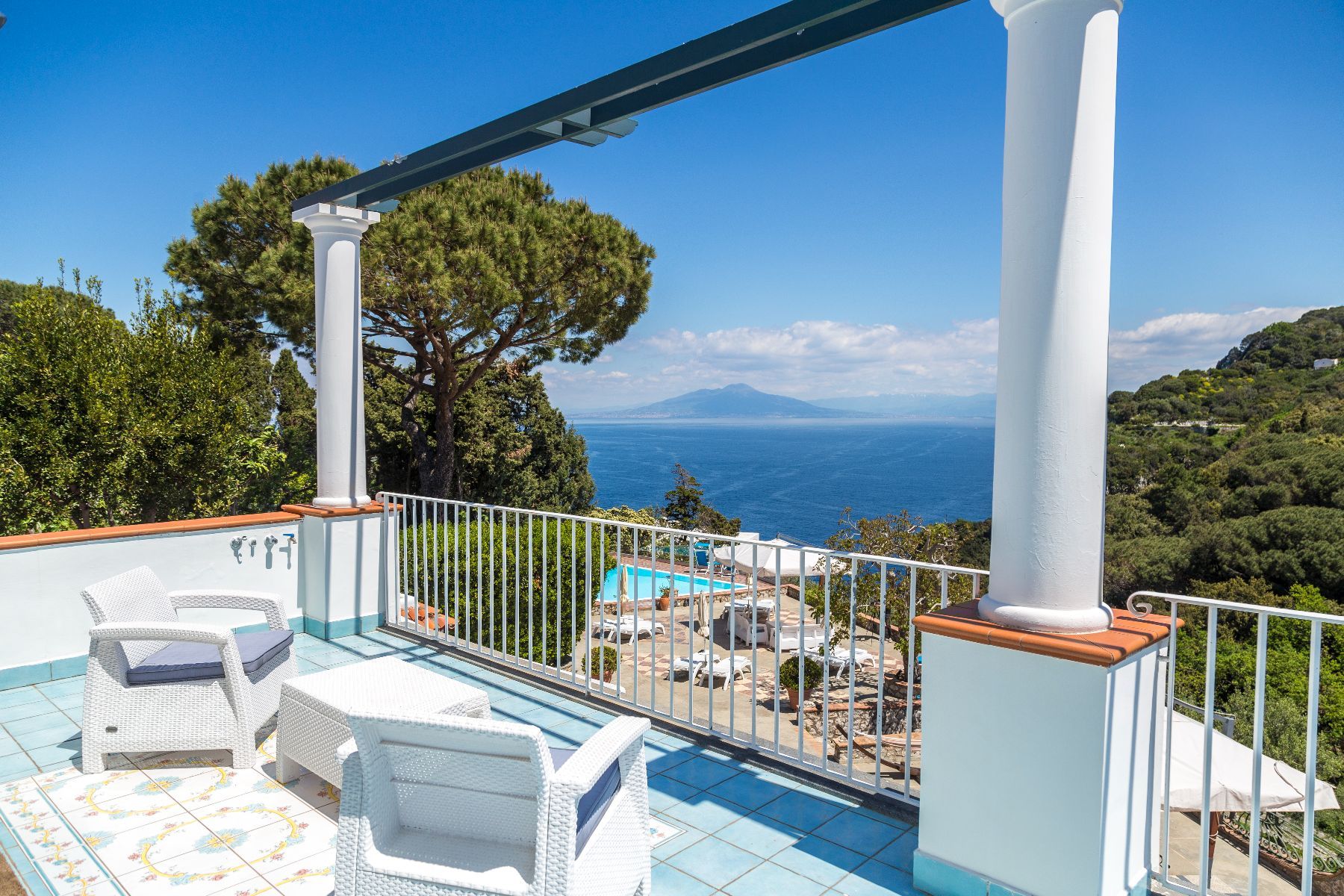 Caprese villa photo.
