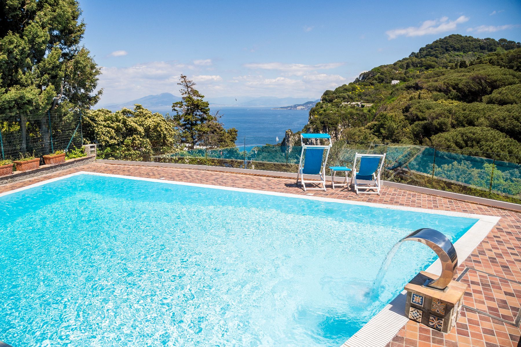 Caprese villa photo.