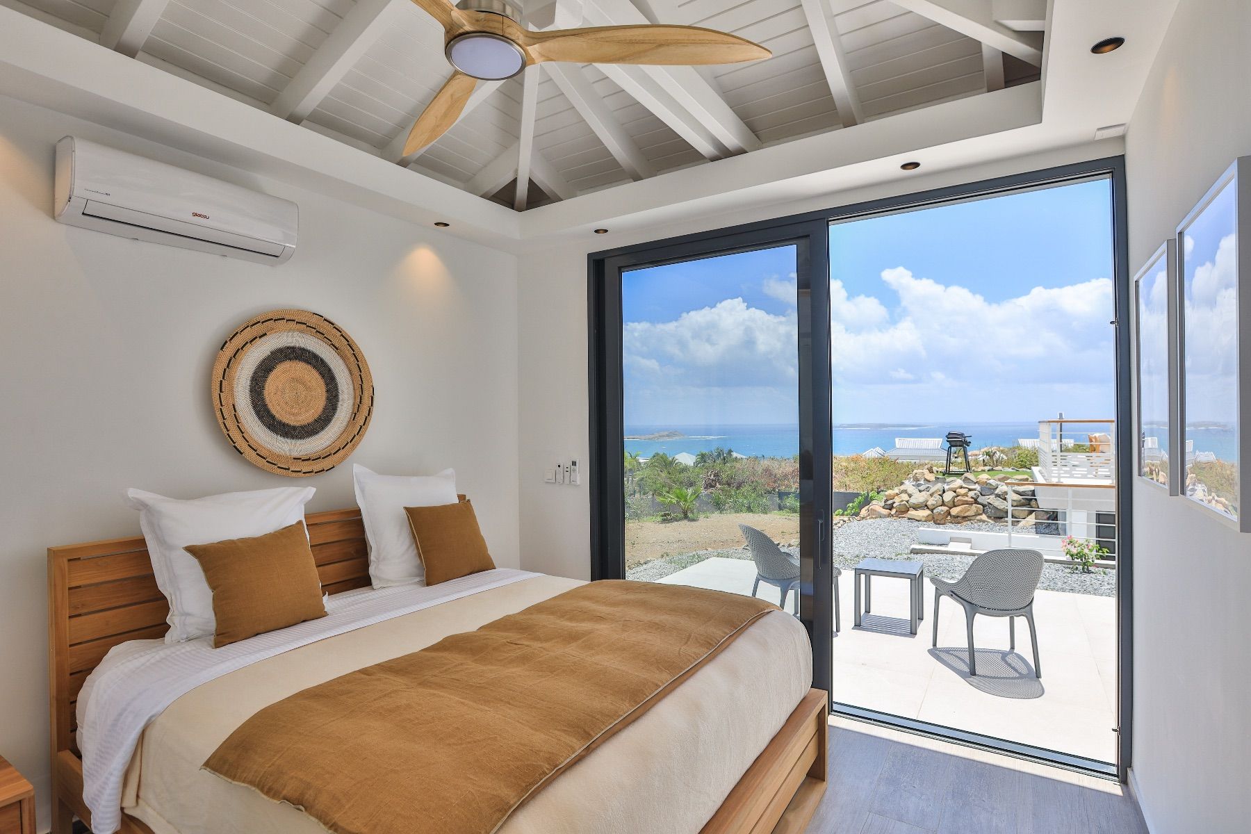 Ocean's One villa photo.