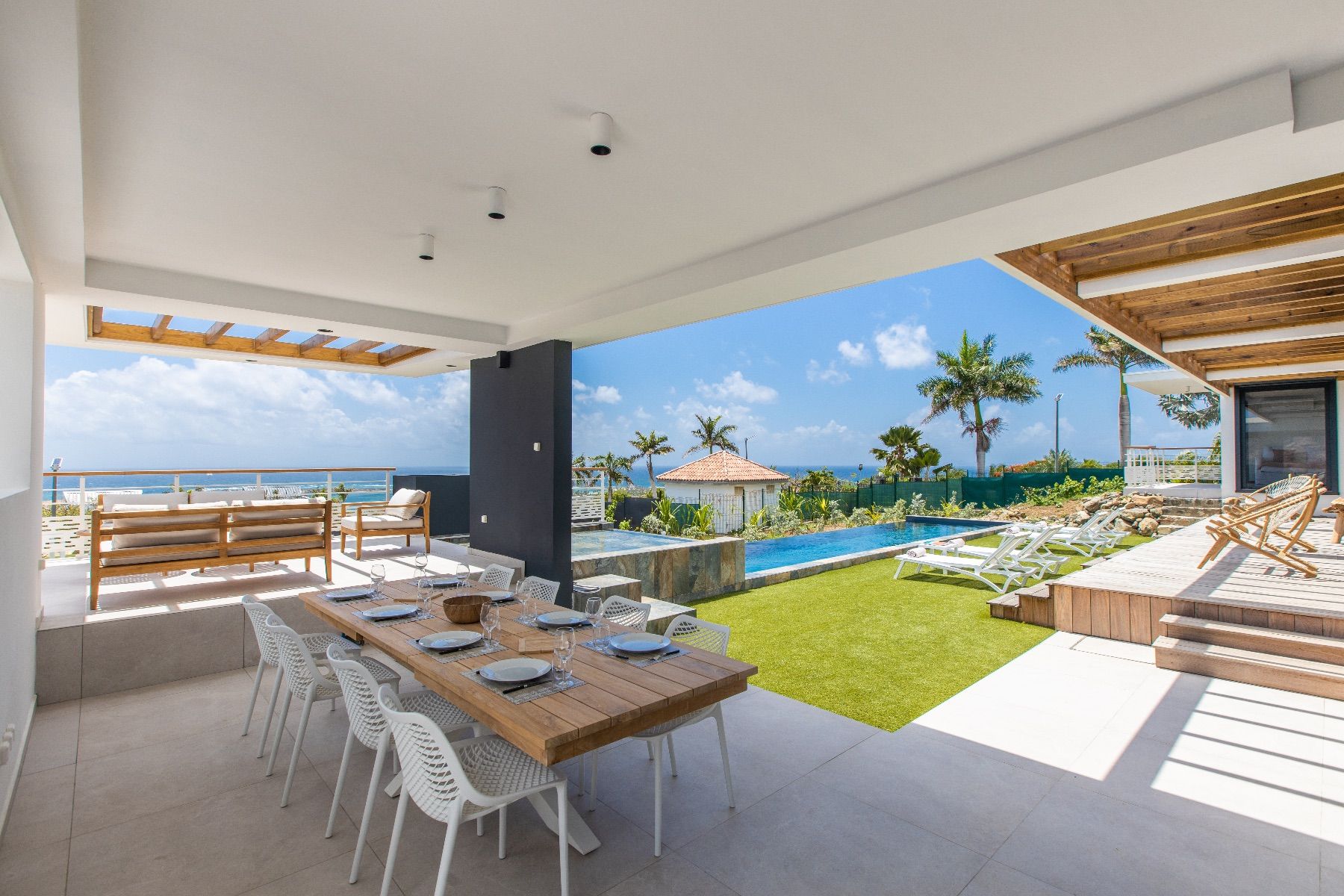 Ocean's One villa photo.