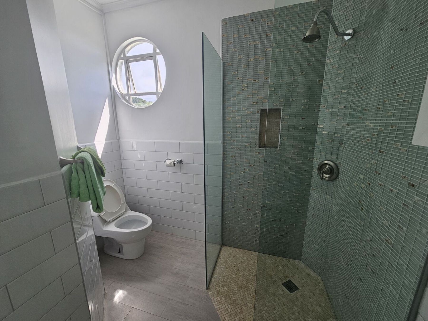 Ensuite