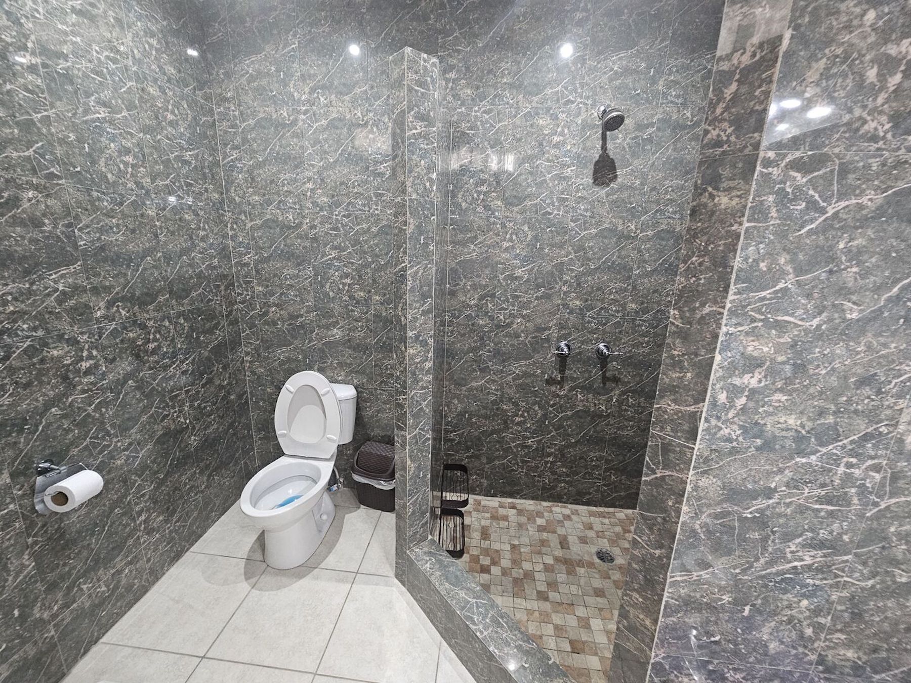 Chilla villa photo.