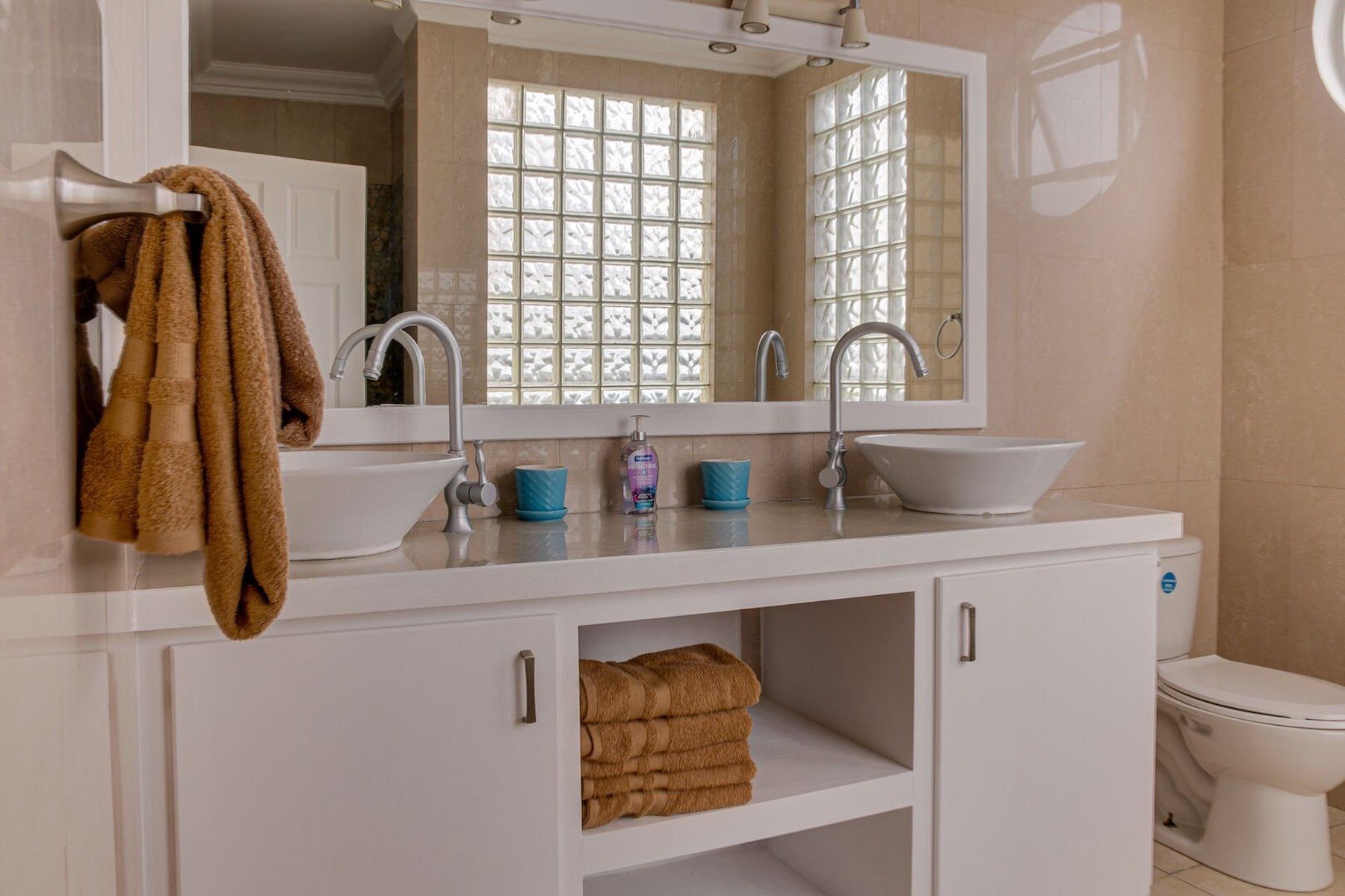 Ensuite