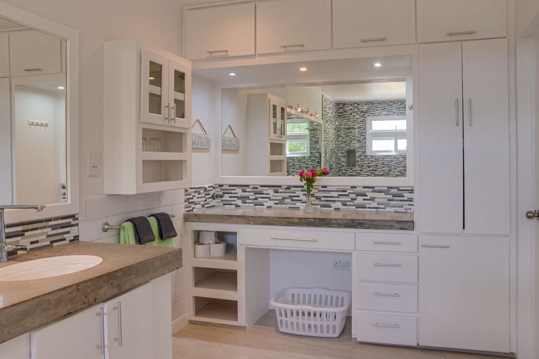 Chilla Villa Rental Cap Estate - Image 167992791