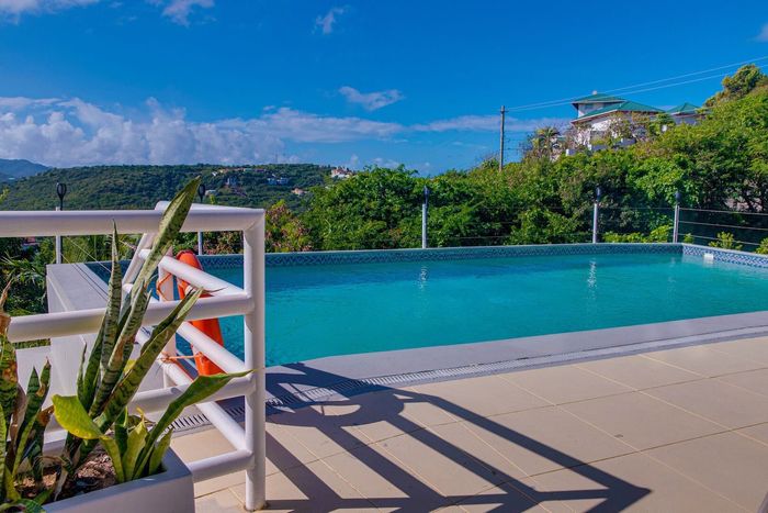 Villa Chilla located in Cap Estate
