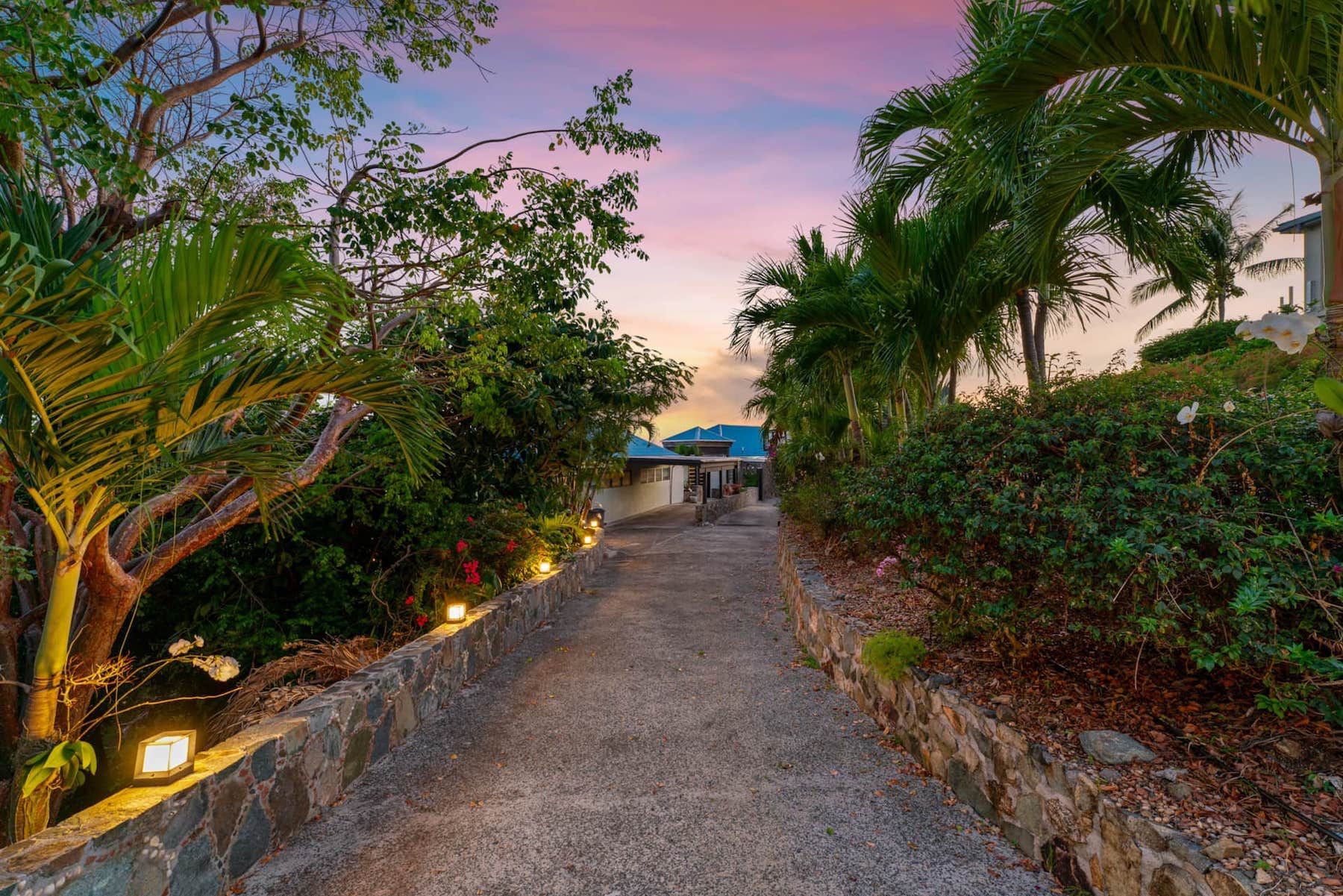 Kia Orana villa photo.