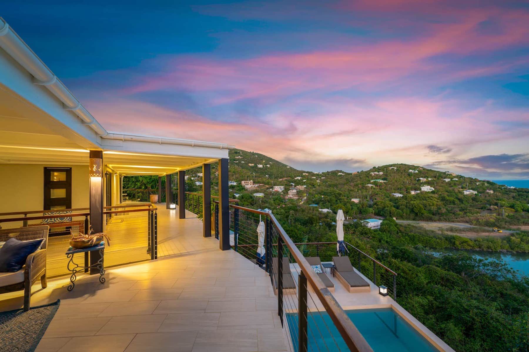 Kia Orana villa photo.