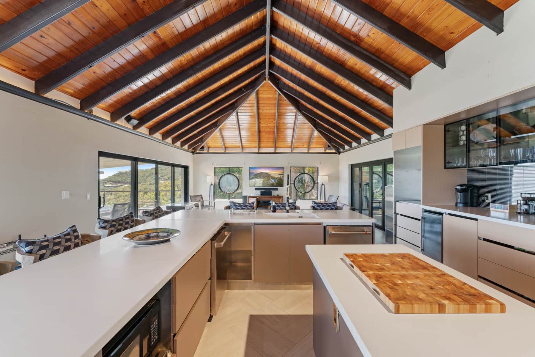 Kia Orana villa photo.