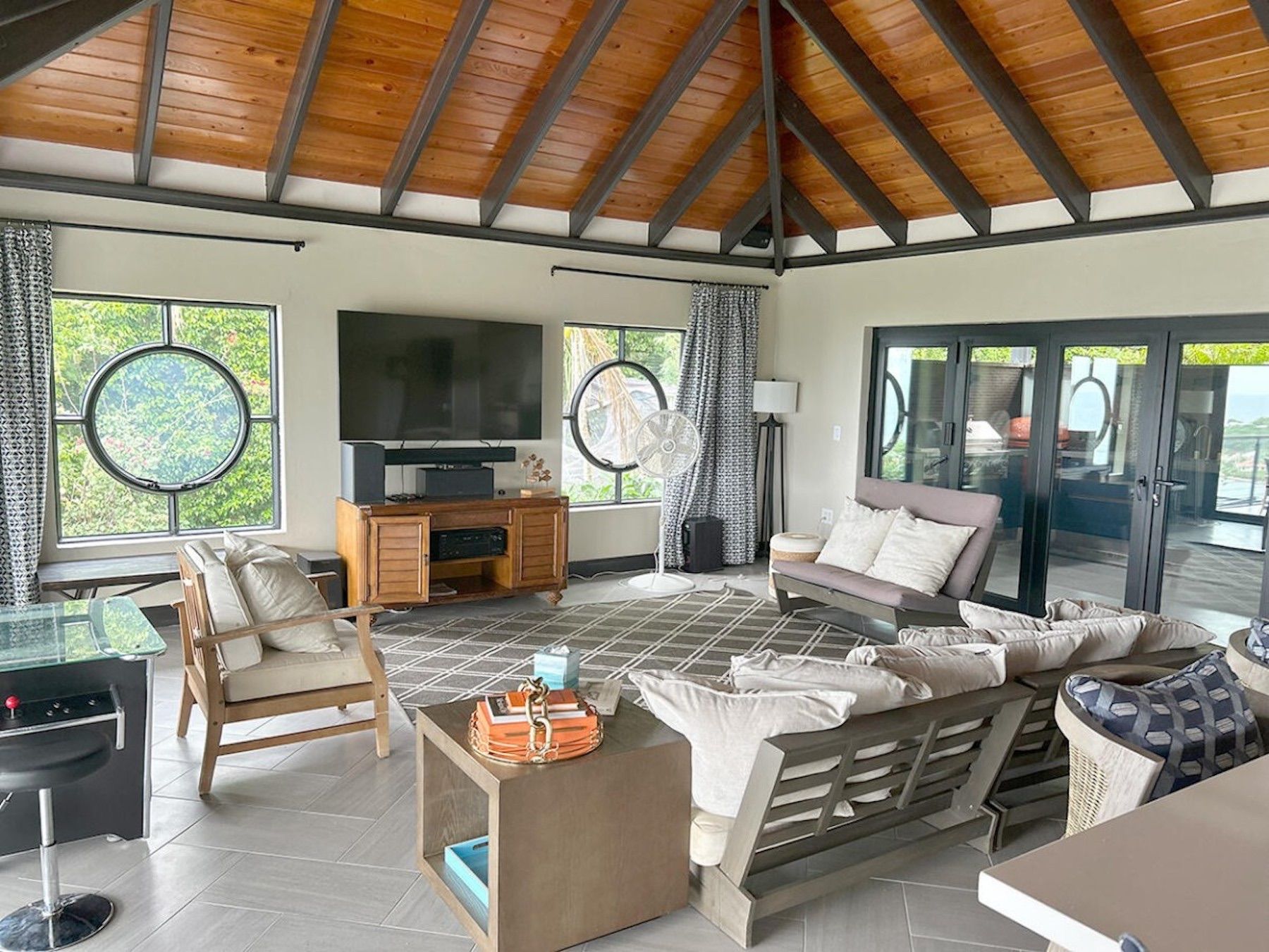 Kia Orana villa photo.